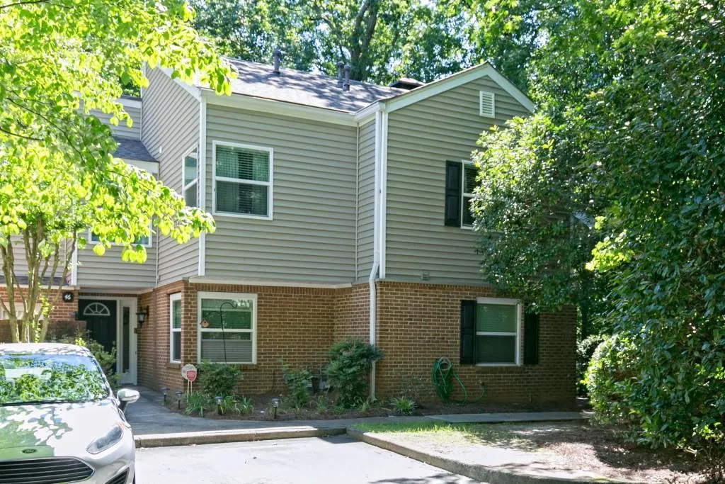 47 Dunwoody Springs Drive Unit 47, Atlanta, Georgia 30328, 2 Bedrooms Bedrooms, ,2 BathroomsBathrooms,Residential,Sold,47 Dunwoody Springs Drive Unit 47,5872297