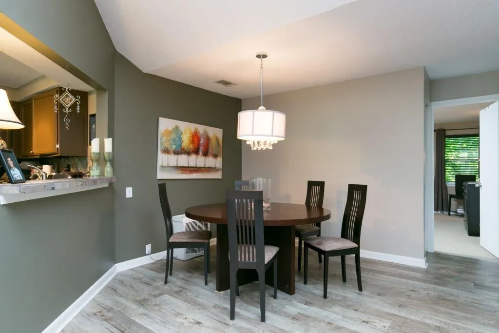 47 Dunwoody Springs Drive Unit 47, Atlanta, Georgia 30328, 2 Bedrooms Bedrooms, ,2 BathroomsBathrooms,Residential,Sold,47 Dunwoody Springs Drive Unit 47,5872297