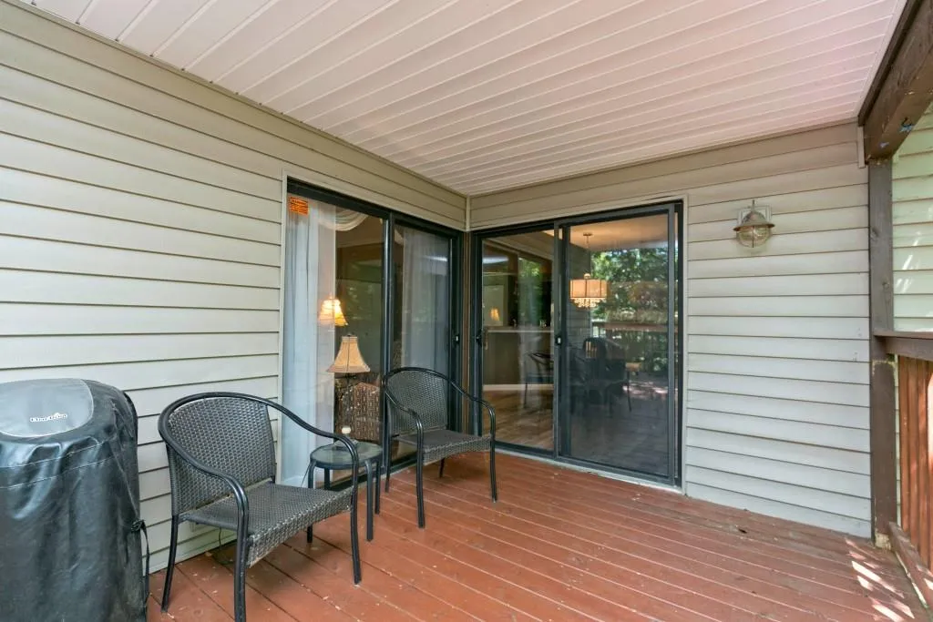 47 Dunwoody Springs Drive Unit 47, Atlanta, Georgia 30328, 2 Bedrooms Bedrooms, ,2 BathroomsBathrooms,Residential,Sold,47 Dunwoody Springs Drive Unit 47,5872297