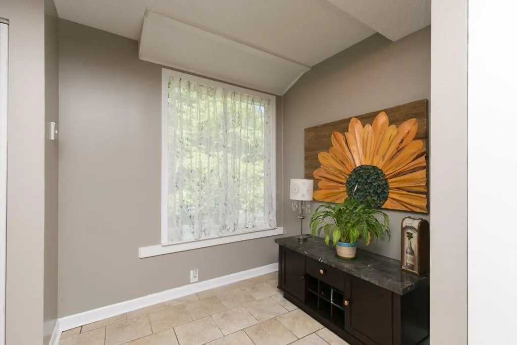 47 Dunwoody Springs Drive Unit 47, Atlanta, Georgia 30328, 2 Bedrooms Bedrooms, ,2 BathroomsBathrooms,Residential,Sold,47 Dunwoody Springs Drive Unit 47,5872297