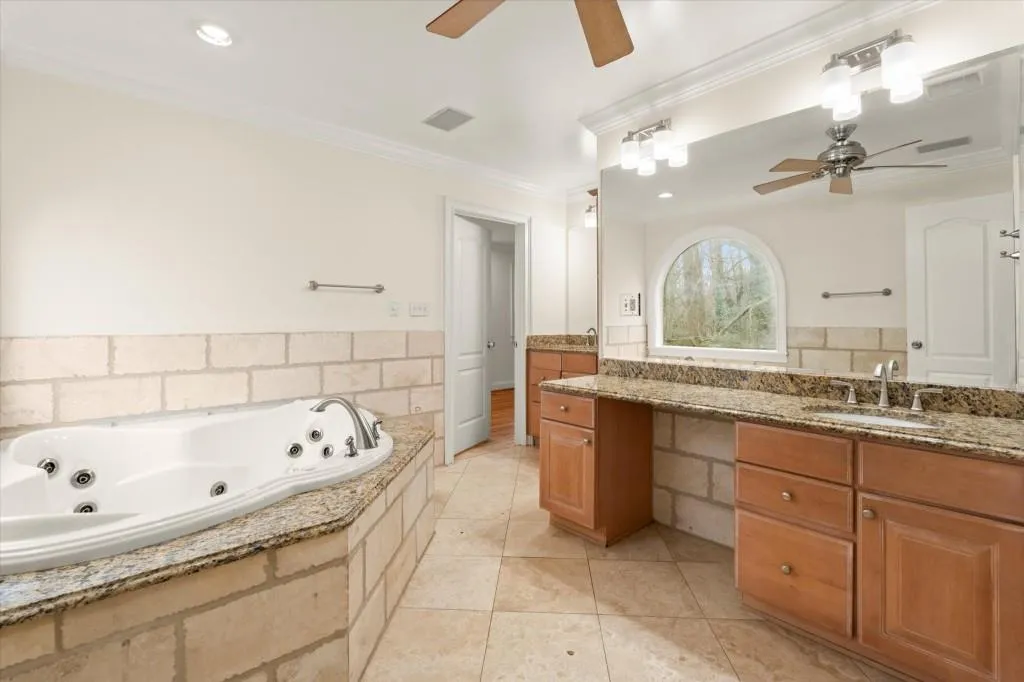 5650 Colton Drive, Sandy Springs, Georgia 30342, 3 Bedrooms Bedrooms, ,2 BathroomsBathrooms,Residential,For Sale,5650 Colton Drive,7759048
