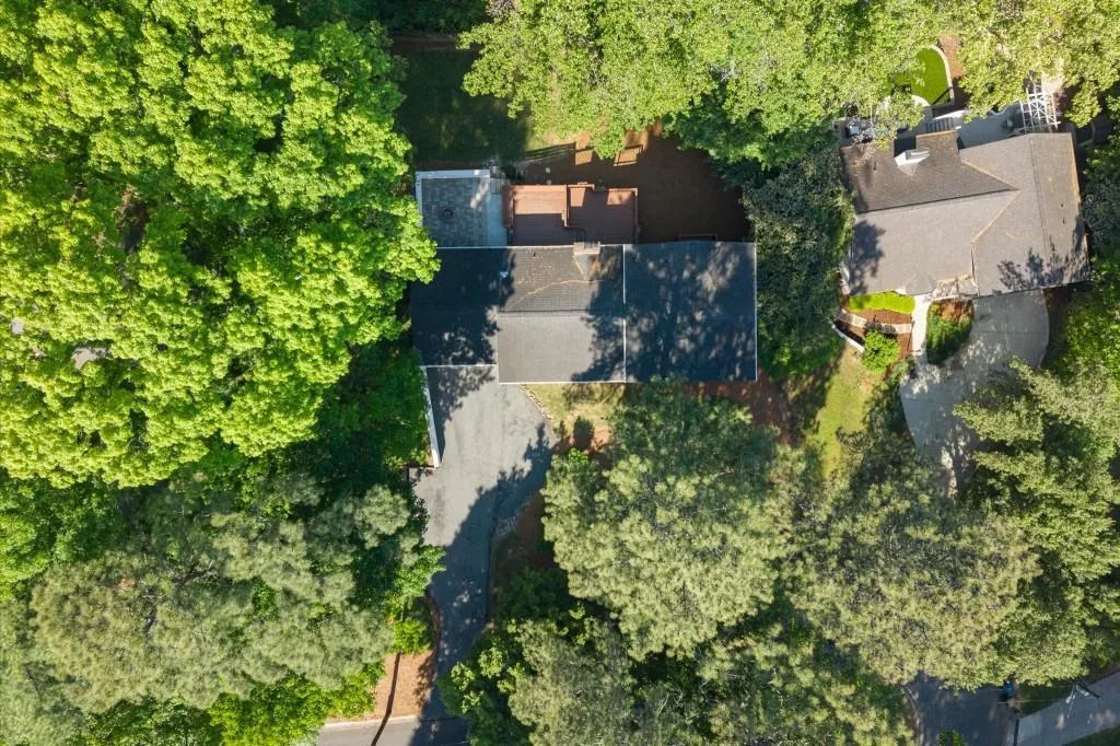 5650 Colton Drive, Sandy Springs, Georgia 30342, 3 Bedrooms Bedrooms, ,2 BathroomsBathrooms,Residential,For Sale,5650 Colton Drive,7759048