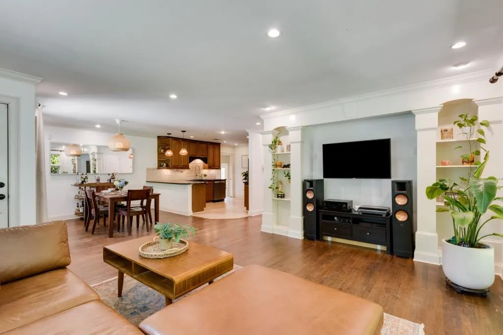 545 Windsor Parkway, Atlanta, Georgia 30342, 2 Bedrooms Bedrooms, ,2 BathroomsBathrooms,Residential,Sold,545 Windsor Parkway,7228844