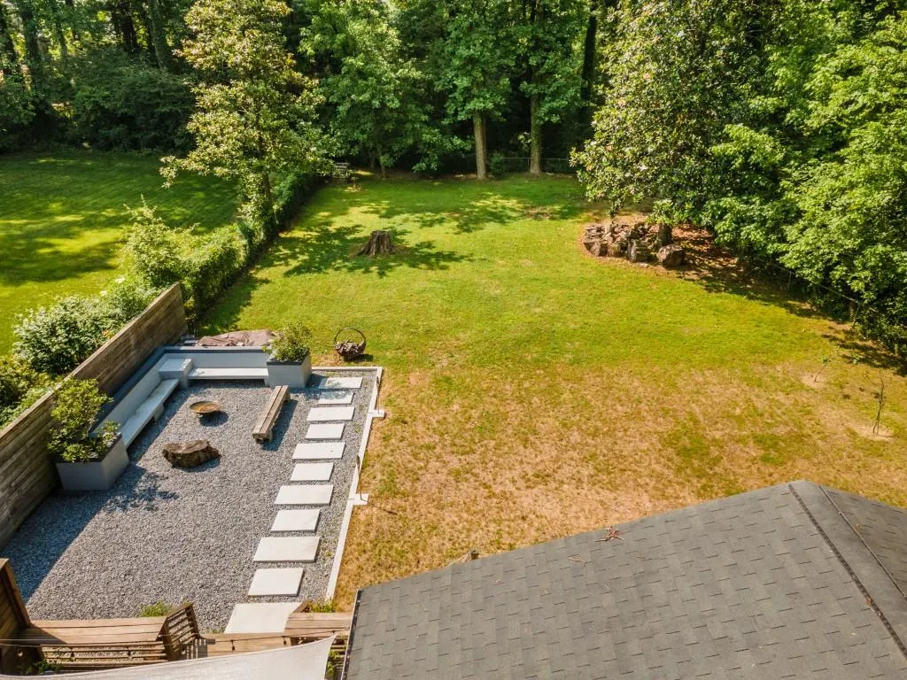 545 Windsor Parkway, Atlanta, Georgia 30342, 2 Bedrooms Bedrooms, ,2 BathroomsBathrooms,Residential,Sold,545 Windsor Parkway,7228844