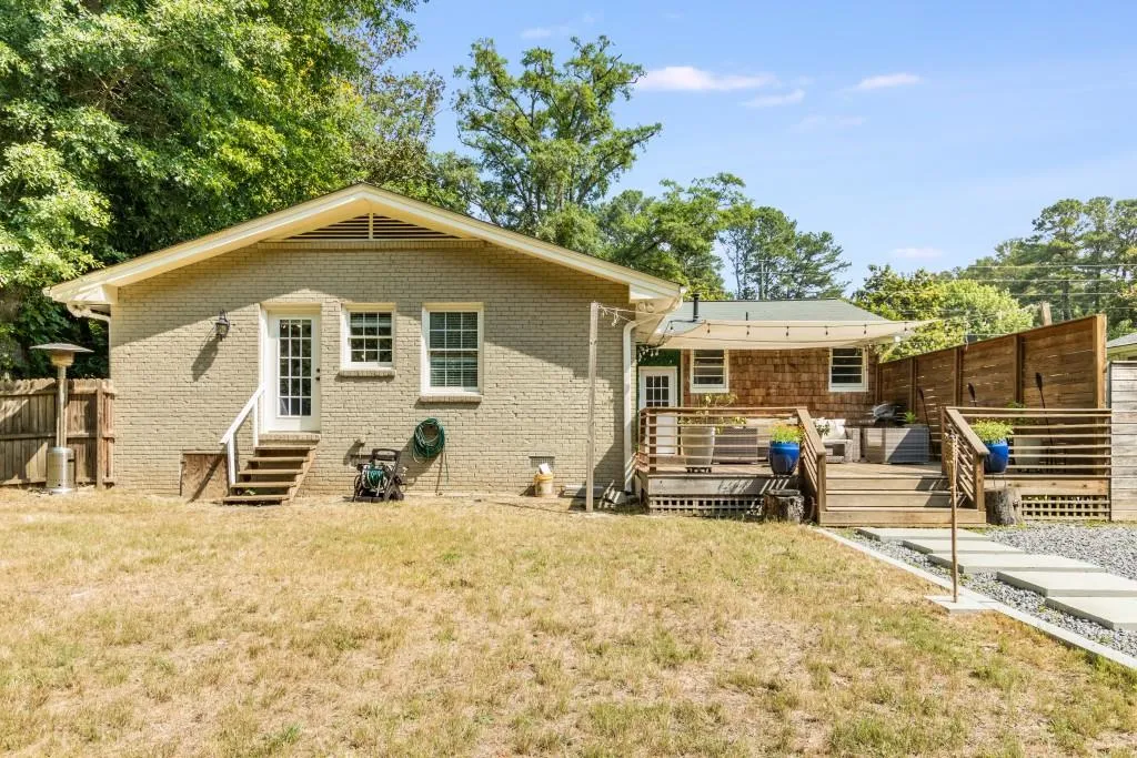 545 Windsor Parkway, Atlanta, Georgia 30342, 2 Bedrooms Bedrooms, ,2 BathroomsBathrooms,Residential,Sold,545 Windsor Parkway,7228844