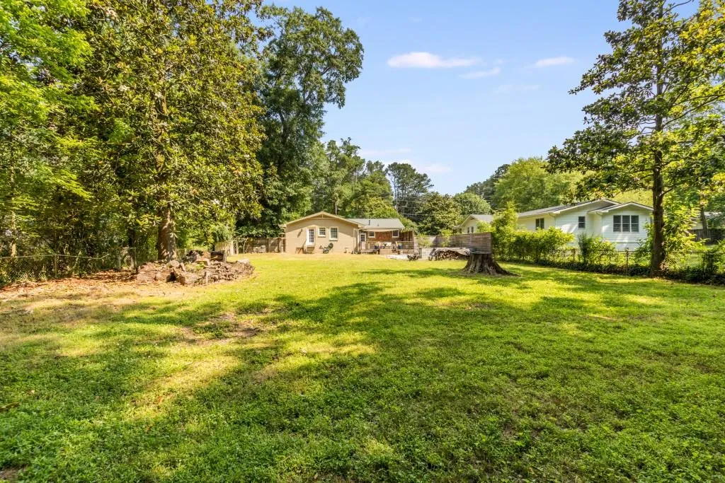 545 Windsor Parkway, Atlanta, Georgia 30342, 2 Bedrooms Bedrooms, ,2 BathroomsBathrooms,Residential,Sold,545 Windsor Parkway,7228844