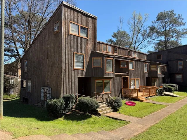 2764 Shellbark Road, Decatur, Georgia 30035