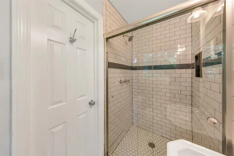 6778 Brandon Mill Road, Atlanta, Georgia 30328, 4 Bedrooms Bedrooms, ,3 BathroomsBathrooms,Residential,Sold,6778 Brandon Mill Road,6648807