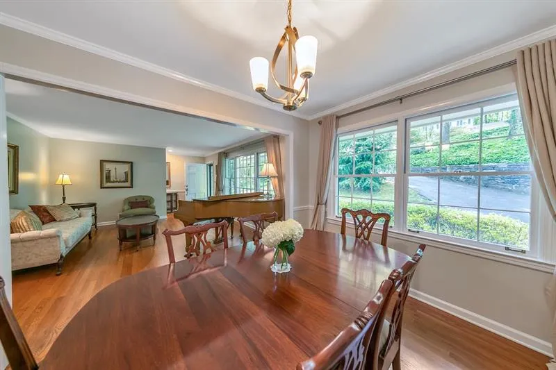 6778 Brandon Mill Road, Atlanta, Georgia 30328, 4 Bedrooms Bedrooms, ,3 BathroomsBathrooms,Residential,Sold,6778 Brandon Mill Road,6648807