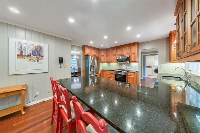 6778 Brandon Mill Road, Atlanta, Georgia 30328, 4 Bedrooms Bedrooms, ,3 BathroomsBathrooms,Residential,Sold,6778 Brandon Mill Road,6648807