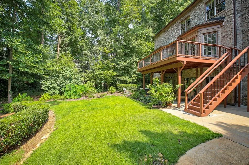 150 Dalrymple Road, Sandy Springs, Georgia 30328, 6 Bedrooms Bedrooms, ,6 BathroomsBathrooms,Residential,Sold,150 Dalrymple Road,6120705