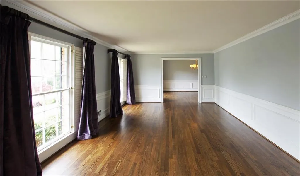 315 Dartmoor Circle, Atlanta, Georgia 30328, 4 Bedrooms Bedrooms, ,3 BathroomsBathrooms,Residential,Sold,315 Dartmoor Circle,5991749