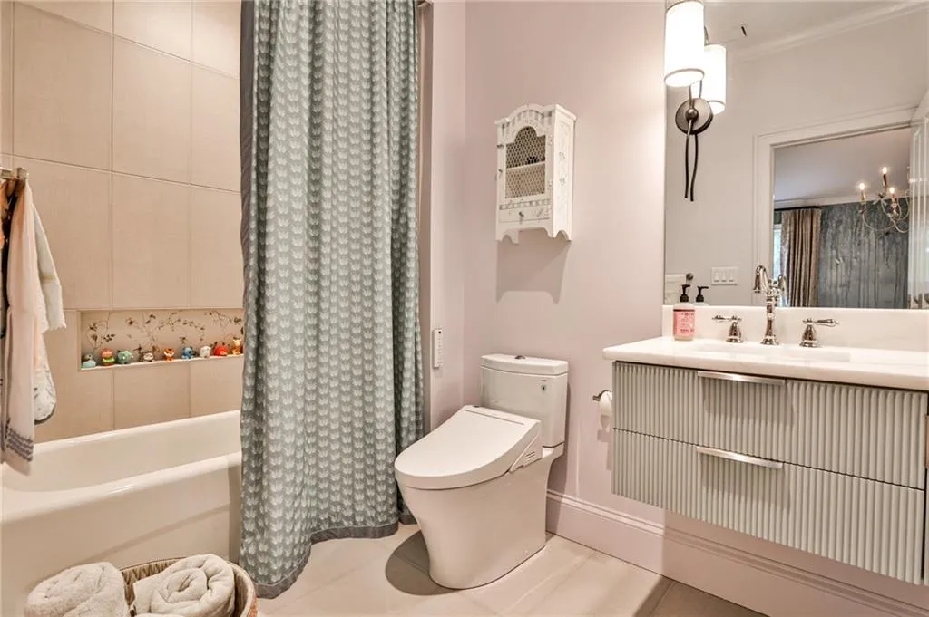 750 Glengate Place, Atlanta, Georgia 30328, 5 Bedrooms Bedrooms, ,5 BathroomsBathrooms,Residential,For Sale,750 Glengate Place,7650332 750 Glengate Place, Atlanta, Georgia 30328, 5 Bedrooms Bedrooms, ,5 BathroomsBathrooms,Residential,For Sale,750 Glengate Place,7650332