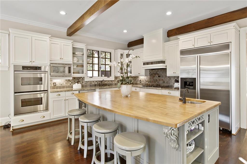 4734 Dudley Lane, Atlanta, Georgia 30327, 7 Bedrooms Bedrooms, ,5 BathroomsBathrooms,Residential,Sold,4734 Dudley Lane,7295446