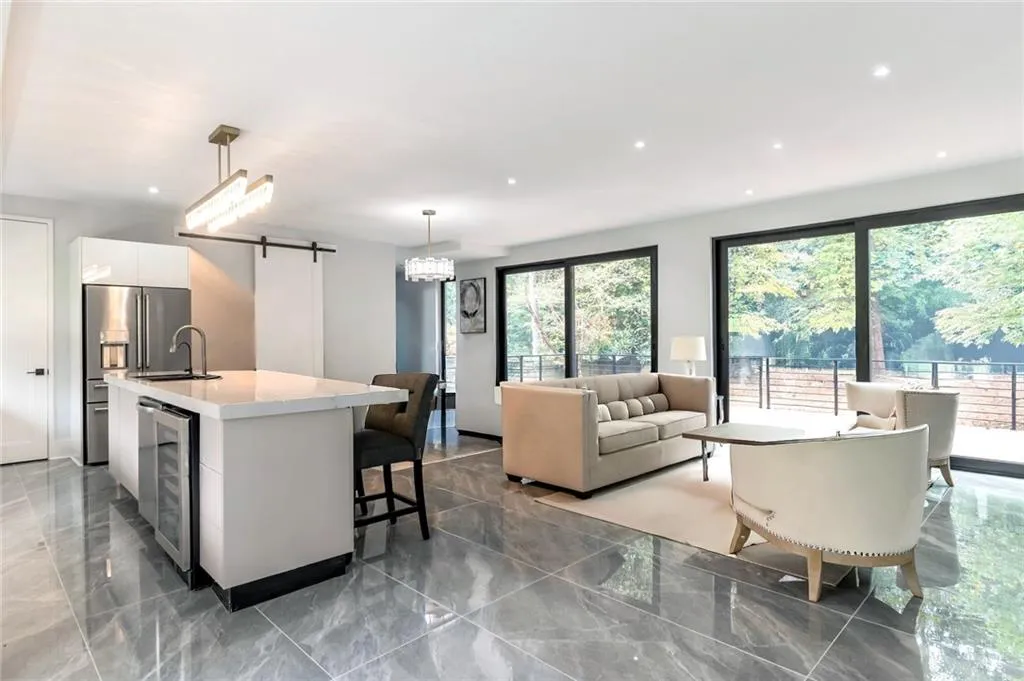 1653 Wayland Circle Ne, Atlanta, Georgia 30319, 4 Bedrooms Bedrooms, ,4 BathroomsBathrooms,Residential,For Sale,1653 Wayland Circle Ne,7669405 1653 Wayland Circle Ne, Atlanta, Georgia 30319, 4 Bedrooms Bedrooms, ,4 BathroomsBathrooms,Residential,For Sale,1653 Wayland Circle Ne,7669405