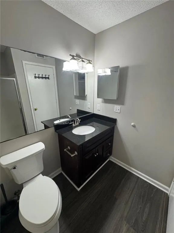 2657 Lenox Road Apt 218p, Atlanta, Georgia 30324, 2 Bedrooms Bedrooms, ,2 BathroomsBathrooms,Residential,For Sale,2657 Lenox Road Apt 218p,7648050