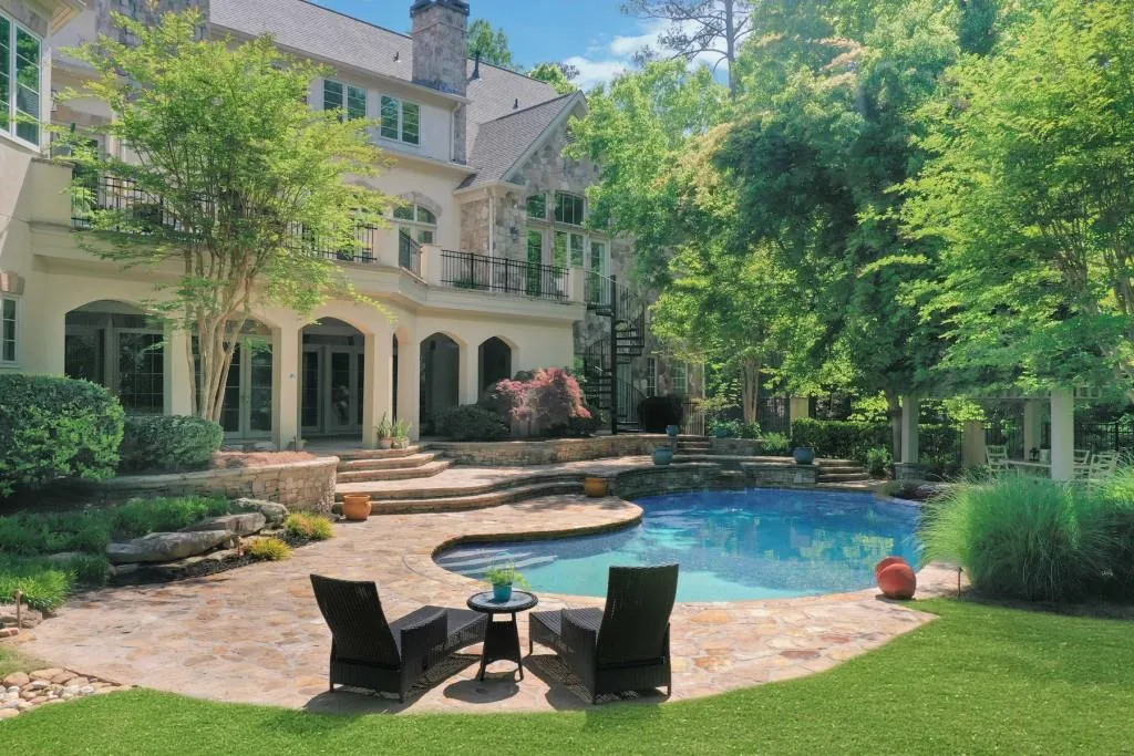 4747 Northside Drive, Atlanta, Georgia 30327, 7 Bedrooms Bedrooms, ,8 BathroomsBathrooms,Residential,Sold,4747 Northside Drive,6875635