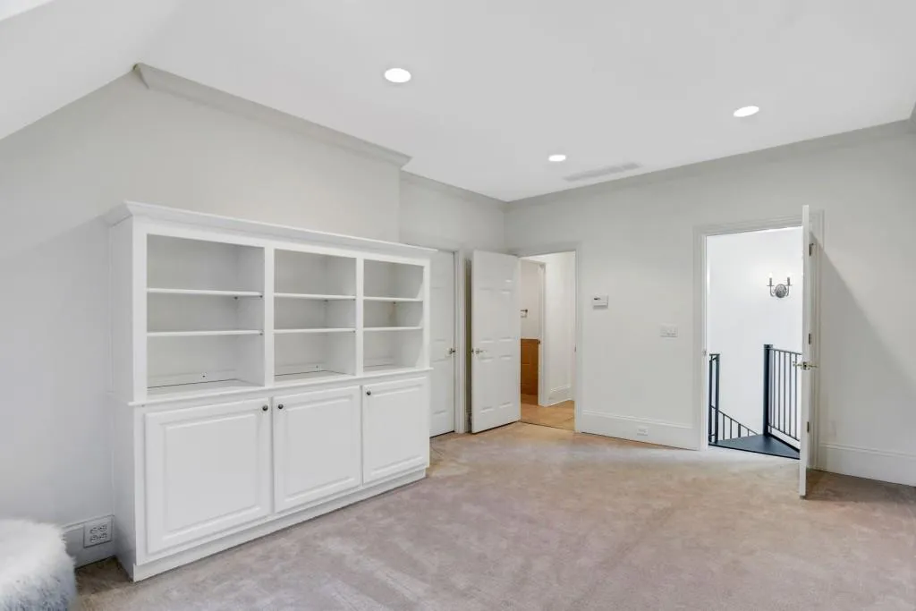 4747 Northside Drive, Atlanta, Georgia 30327, 7 Bedrooms Bedrooms, ,8 BathroomsBathrooms,Residential,Sold,4747 Northside Drive,6875635