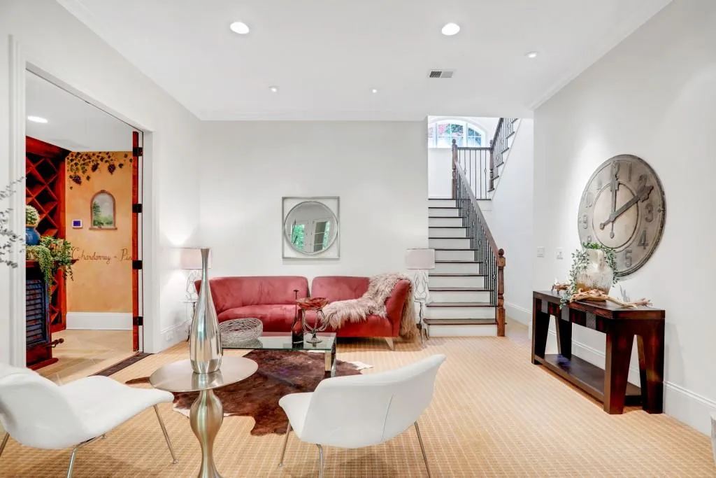 4747 Northside Drive, Atlanta, Georgia 30327, 7 Bedrooms Bedrooms, ,8 BathroomsBathrooms,Residential,Sold,4747 Northside Drive,6875635