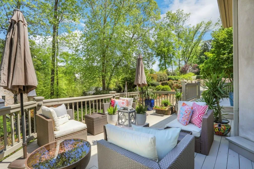 4747 Northside Drive, Atlanta, Georgia 30327, 7 Bedrooms Bedrooms, ,8 BathroomsBathrooms,Residential,Sold,4747 Northside Drive,6875635