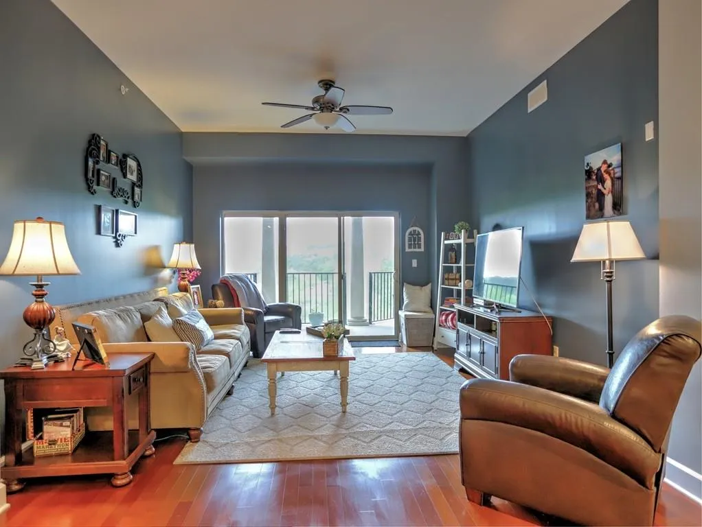 200 River Vista Drive Unit 740, Atlanta, Georgia 30339, 2 Bedrooms Bedrooms, ,2 BathroomsBathrooms,Residential,Sold,200 River Vista Drive Unit 740,6533876