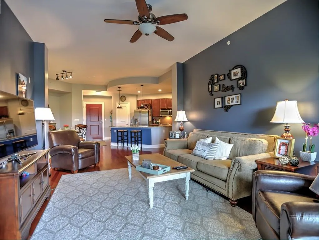 200 River Vista Drive Unit 740, Atlanta, Georgia 30339, 2 Bedrooms Bedrooms, ,2 BathroomsBathrooms,Residential,Sold,200 River Vista Drive Unit 740,6533876