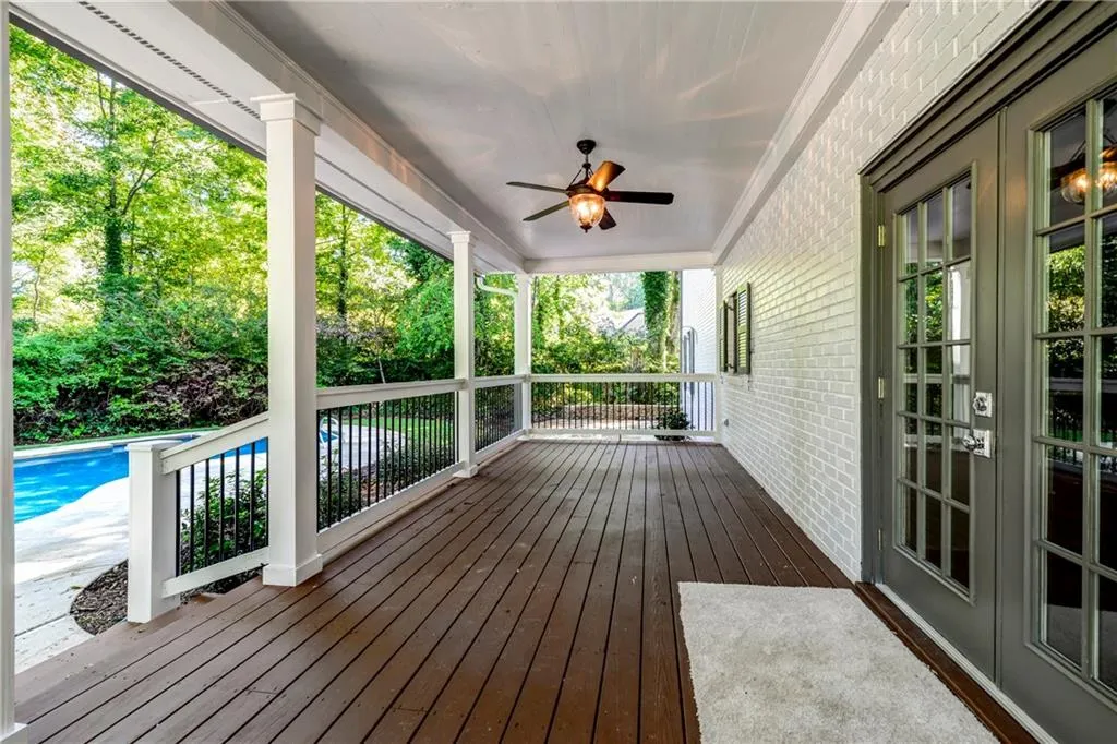 325 Kelson Drive, Sandy Springs, Georgia 30327, 4 Bedrooms Bedrooms, ,3 BathroomsBathrooms,Residential,Sold,325 Kelson Drive,6628989