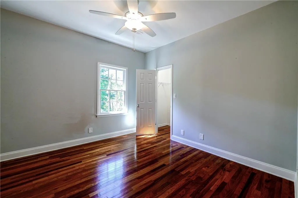 325 Kelson Drive, Sandy Springs, Georgia 30327, 4 Bedrooms Bedrooms, ,3 BathroomsBathrooms,Residential,Sold,325 Kelson Drive,6628989