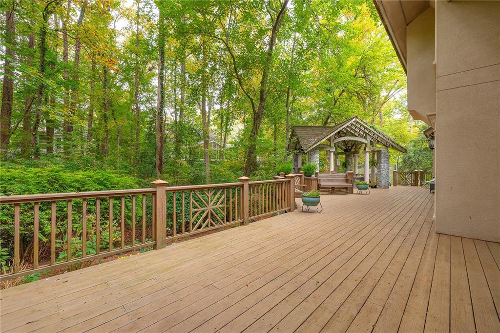 670 River Chase Ridge, Sandy Springs, Georgia 30328, 4 Bedrooms Bedrooms, ,5 BathroomsBathrooms,Residential,Sold,670 River Chase Ridge,7307953