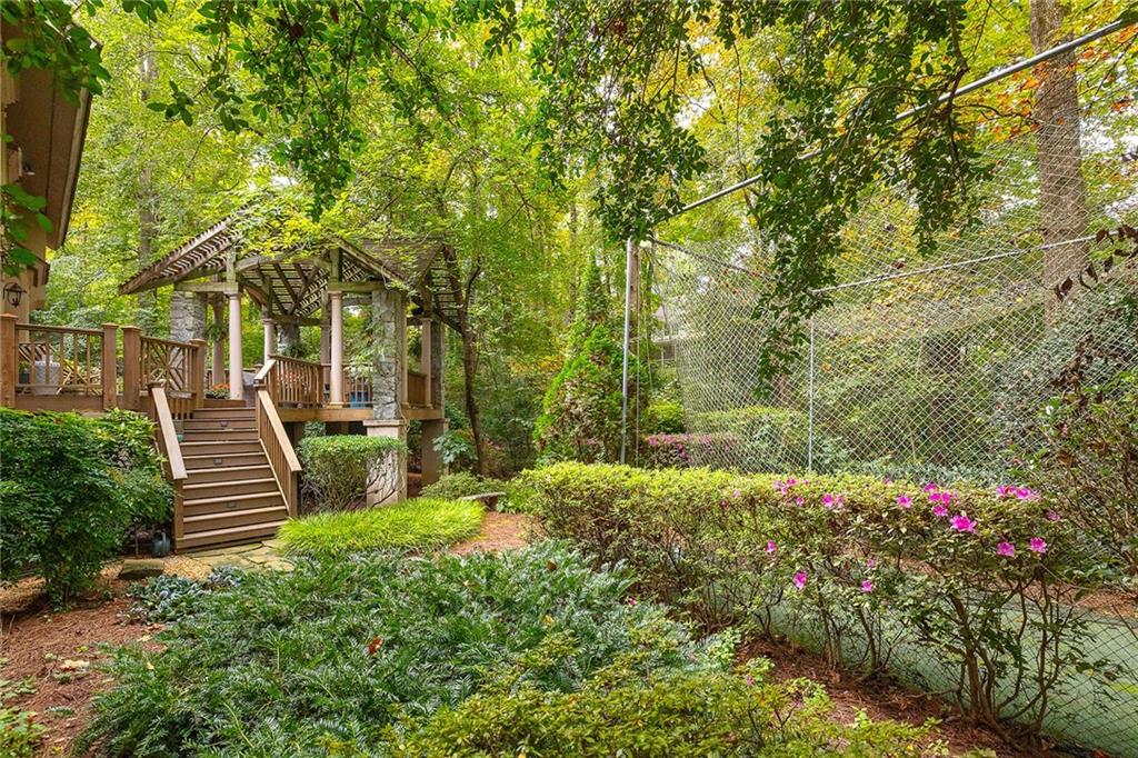 670 River Chase Ridge, Sandy Springs, Georgia 30328, 4 Bedrooms Bedrooms, ,5 BathroomsBathrooms,Residential,Sold,670 River Chase Ridge,7307953