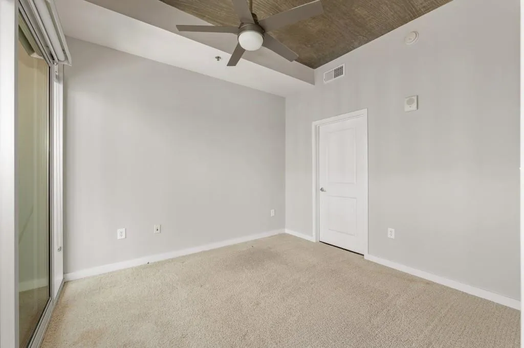250 Pharr Road Ne Unit 1602, Atlanta, Georgia 30305, 1 Bedroom Bedrooms, ,1 BathroomBathrooms,Residential,For Sale,250 Pharr Road Ne Unit 1602,7664834