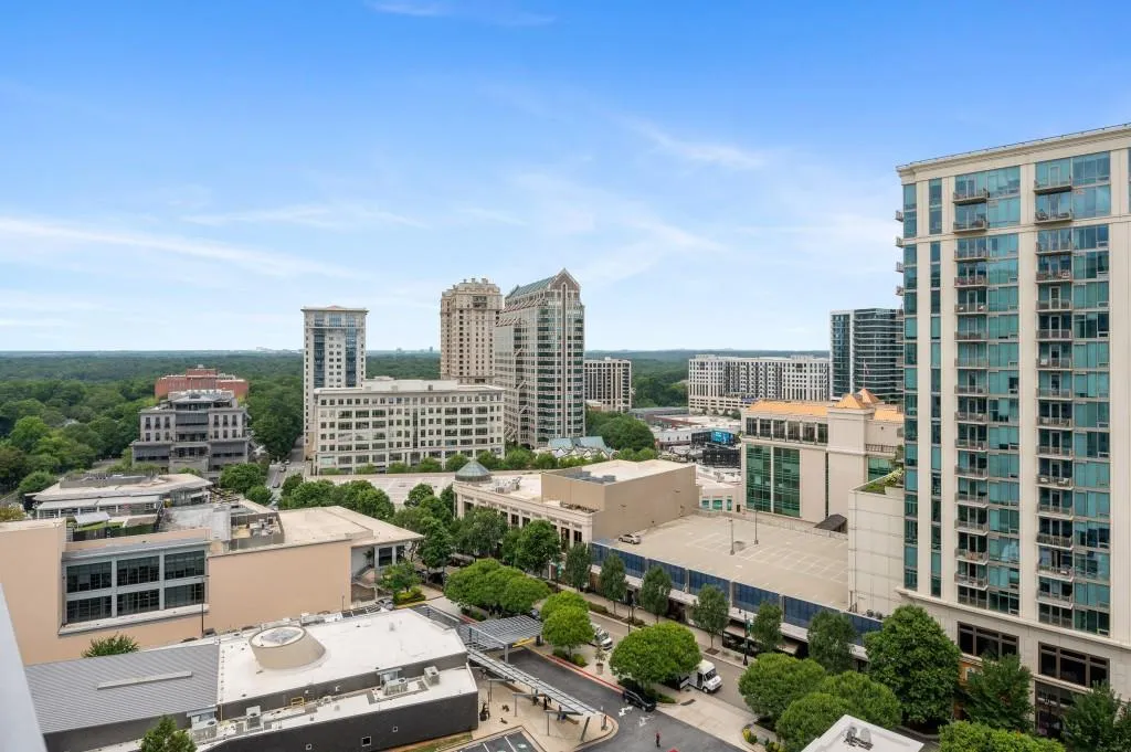 250 Pharr Road Ne Unit 1602, Atlanta, Georgia 30305, 1 Bedroom Bedrooms, ,1 BathroomBathrooms,Residential,For Sale,250 Pharr Road Ne Unit 1602,7664834