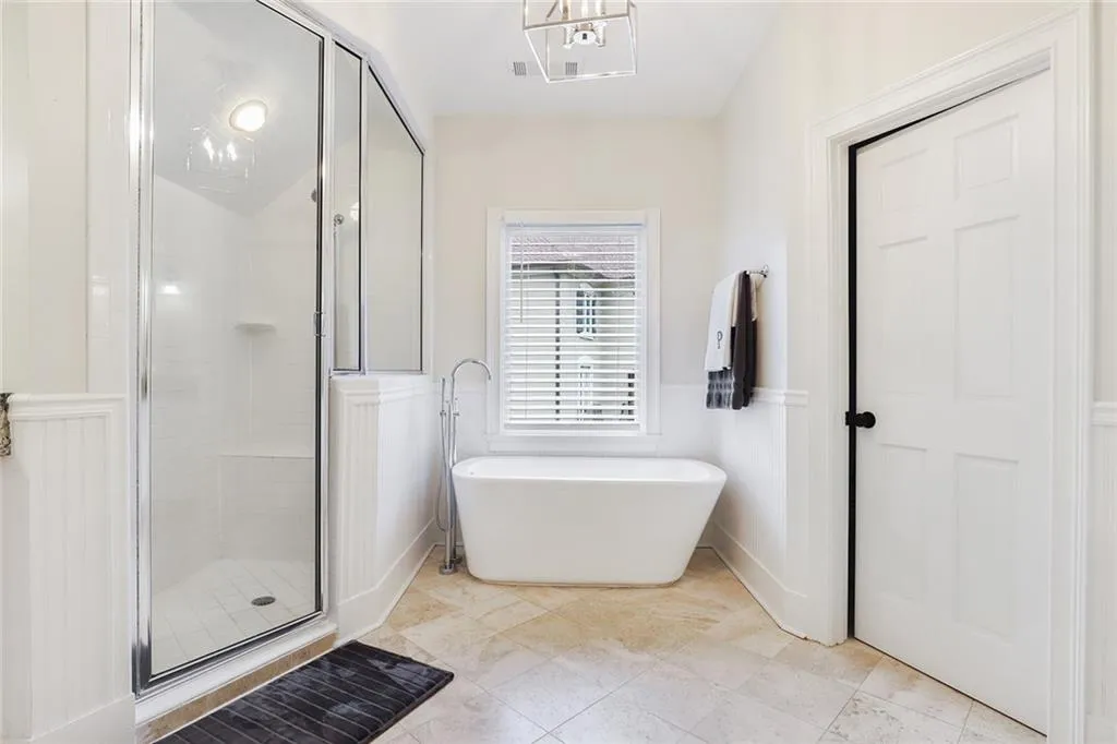 105 Grogans Landing, Sandy Springs, Georgia 30350, 5 Bedrooms Bedrooms, ,4 BathroomsBathrooms,Residential,Sold,105 Grogans Landing,6701647