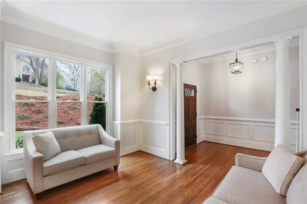 105 Grogans Landing, Sandy Springs, Georgia 30350, 5 Bedrooms Bedrooms, ,4 BathroomsBathrooms,Residential,Sold,105 Grogans Landing,6701647