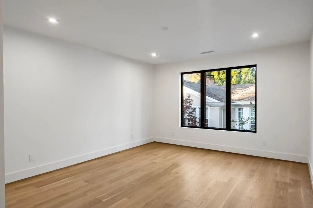 4645 Lake Forrest Drive, Atlanta, Georgia 30342, 7 Bedrooms Bedrooms, ,9 BathroomsBathrooms,Residential,Sold,4645 Lake Forrest Drive,7431627