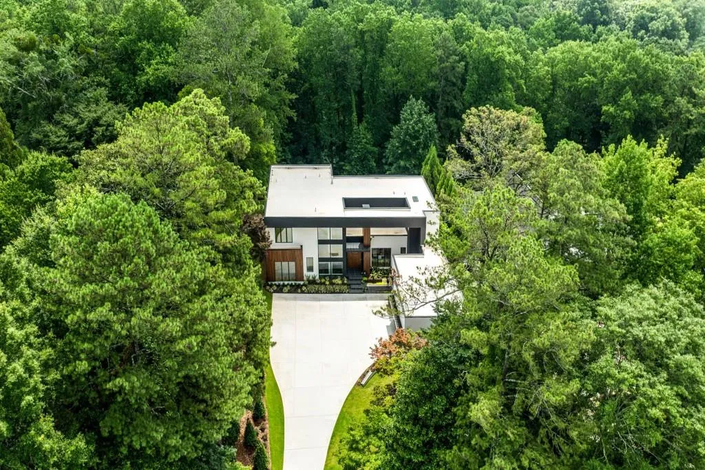 4645 Lake Forrest Drive, Atlanta, Georgia 30342, 7 Bedrooms Bedrooms, ,9 BathroomsBathrooms,Residential,Sold,4645 Lake Forrest Drive,7431627