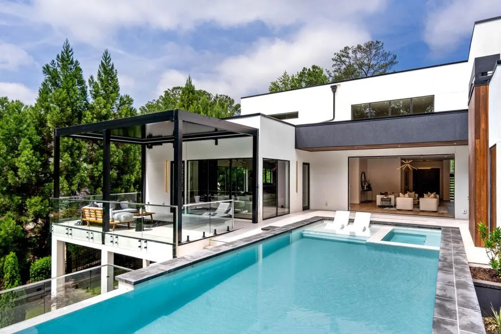 4645 Lake Forrest Drive, Atlanta, Georgia 30342, 7 Bedrooms Bedrooms, ,9 BathroomsBathrooms,Residential,Sold,4645 Lake Forrest Drive,7431627