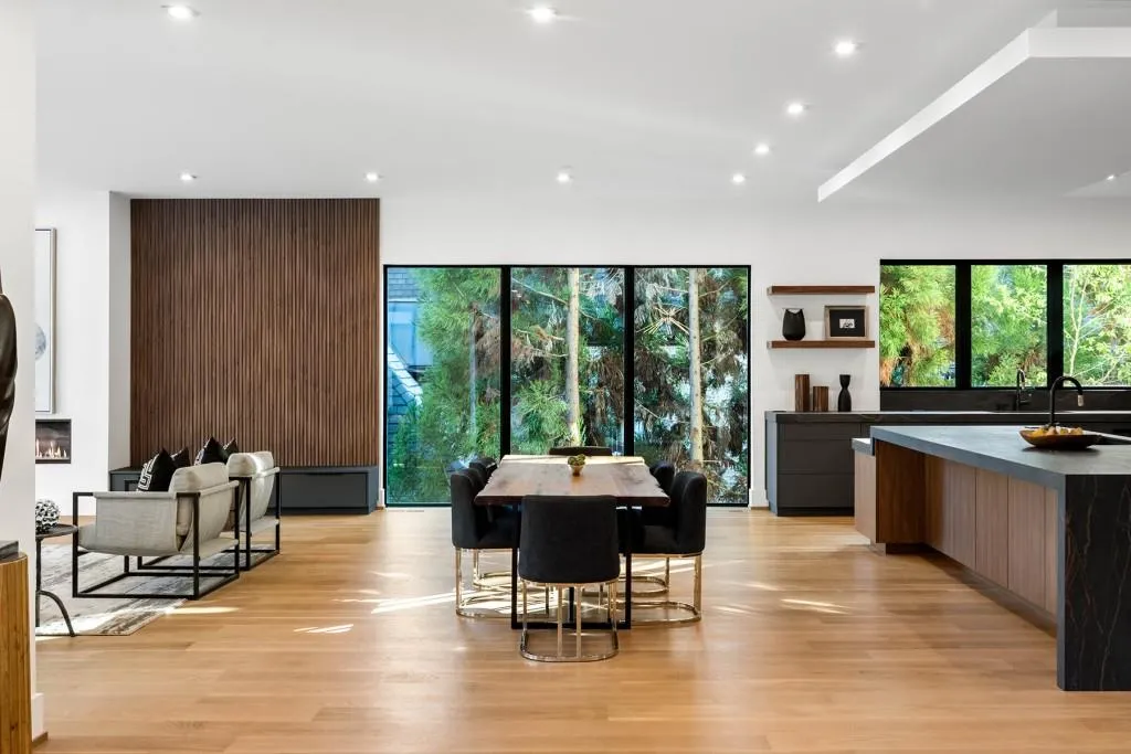 4645 Lake Forrest Drive, Atlanta, Georgia 30342, 7 Bedrooms Bedrooms, ,9 BathroomsBathrooms,Residential,Sold,4645 Lake Forrest Drive,7431627