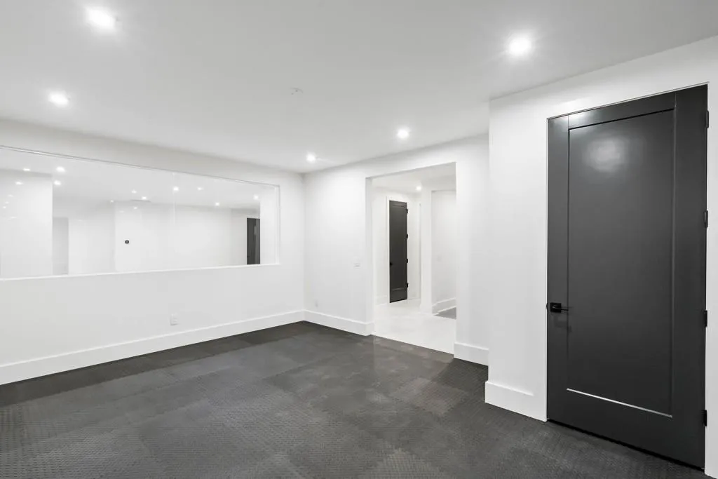 4645 Lake Forrest Drive, Atlanta, Georgia 30342, 7 Bedrooms Bedrooms, ,9 BathroomsBathrooms,Residential,Sold,4645 Lake Forrest Drive,7431627