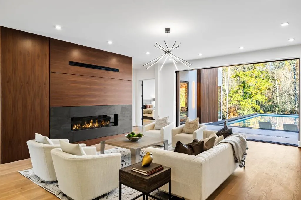 4645 Lake Forrest Drive, Atlanta, Georgia 30342, 7 Bedrooms Bedrooms, ,9 BathroomsBathrooms,Residential,Sold,4645 Lake Forrest Drive,7431627