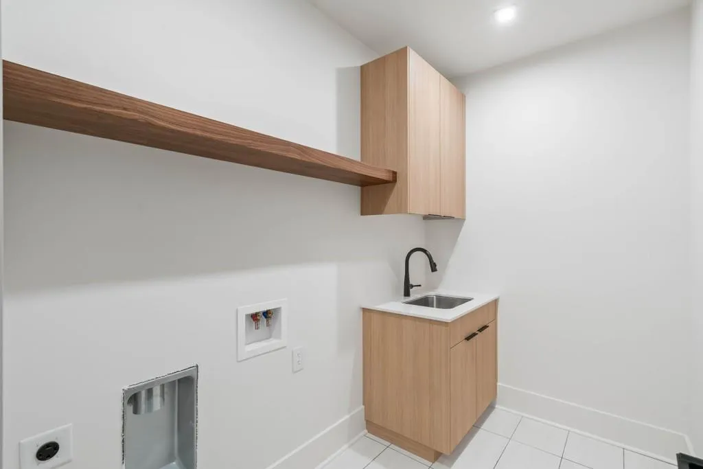 4645 Lake Forrest Drive, Atlanta, Georgia 30342, 7 Bedrooms Bedrooms, ,9 BathroomsBathrooms,Residential,Sold,4645 Lake Forrest Drive,7431627