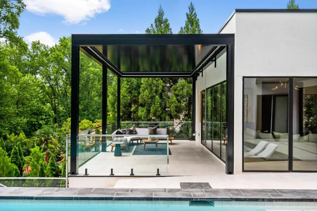 4645 Lake Forrest Drive, Atlanta, Georgia 30342, 7 Bedrooms Bedrooms, ,9 BathroomsBathrooms,Residential,Sold,4645 Lake Forrest Drive,7431627