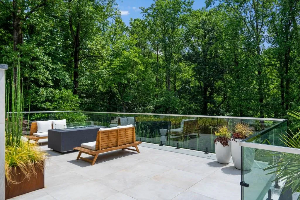 4645 Lake Forrest Drive, Atlanta, Georgia 30342, 7 Bedrooms Bedrooms, ,9 BathroomsBathrooms,Residential,Sold,4645 Lake Forrest Drive,7431627