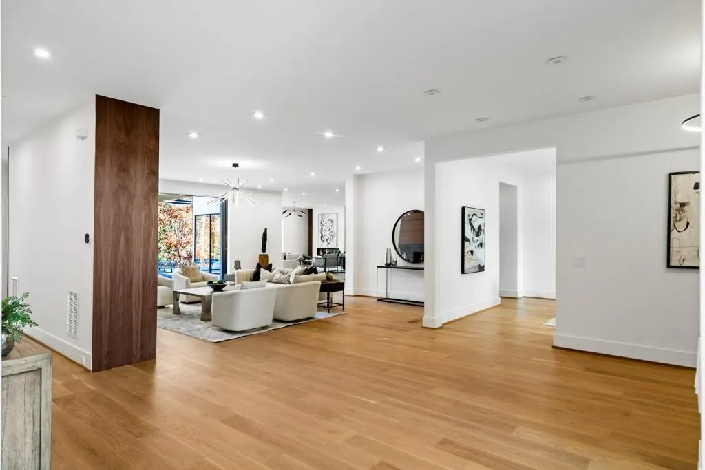 4645 Lake Forrest Drive, Atlanta, Georgia 30342, 7 Bedrooms Bedrooms, ,9 BathroomsBathrooms,Residential,Sold,4645 Lake Forrest Drive,7431627