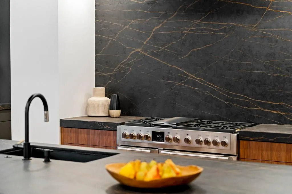 4645 Lake Forrest Drive, Atlanta, Georgia 30342, 7 Bedrooms Bedrooms, ,9 BathroomsBathrooms,Residential,Sold,4645 Lake Forrest Drive,7431627