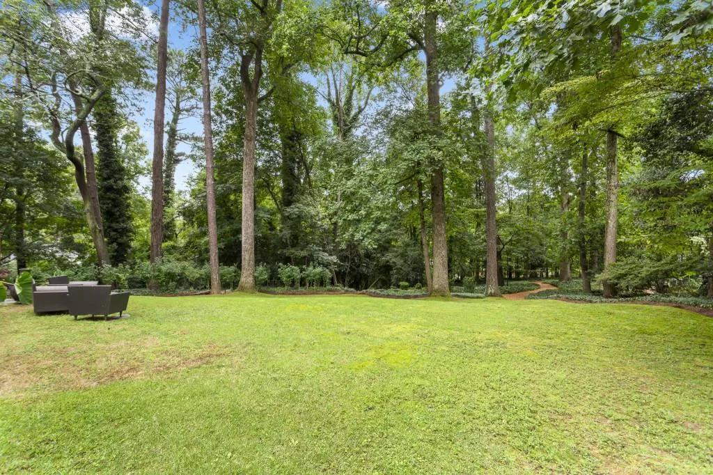 385 Montevallo Drive, Sandy Springs, Georgia 30342, 4 Bedrooms Bedrooms, ,4 BathroomsBathrooms,Residential,Sold,385 Montevallo Drive,6946698