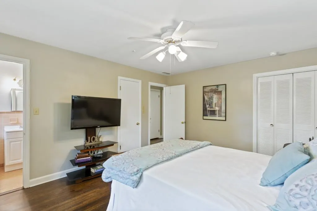 385 Montevallo Drive, Sandy Springs, Georgia 30342, 4 Bedrooms Bedrooms, ,4 BathroomsBathrooms,Residential,Sold,385 Montevallo Drive,6946698