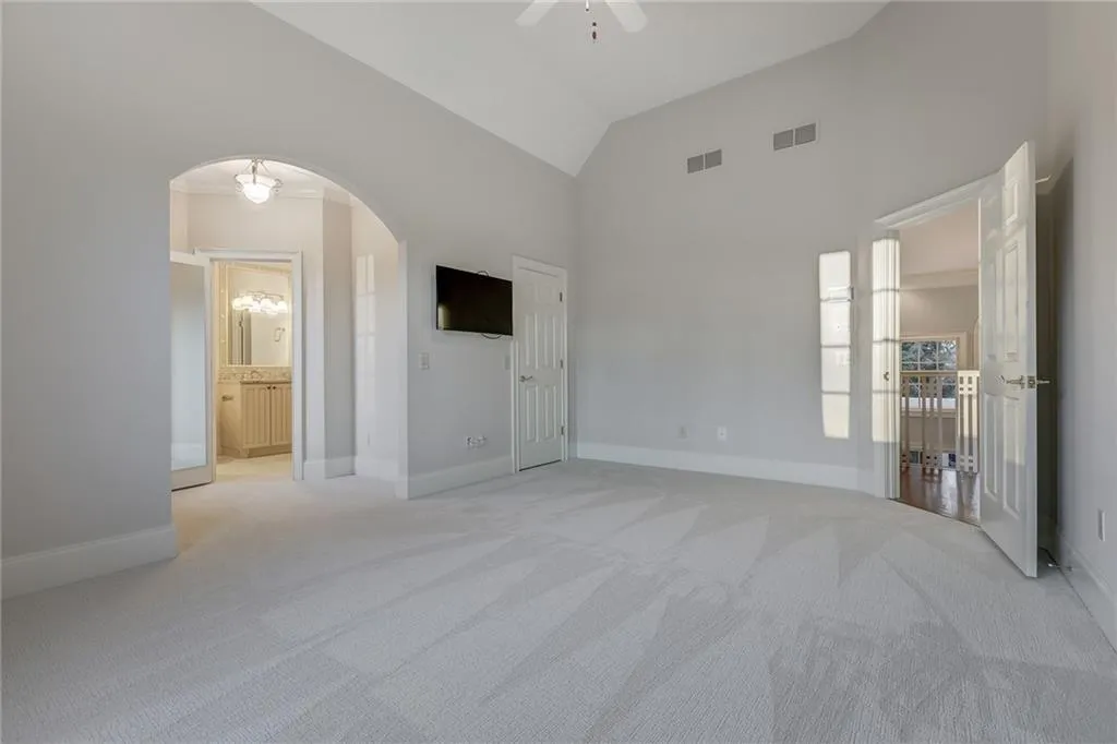 10 Highland Valley Court, Sandy Springs, Georgia 30327, 6 Bedrooms Bedrooms, ,5 BathroomsBathrooms,Residential,Sold,10 Highland Valley Court,6867269