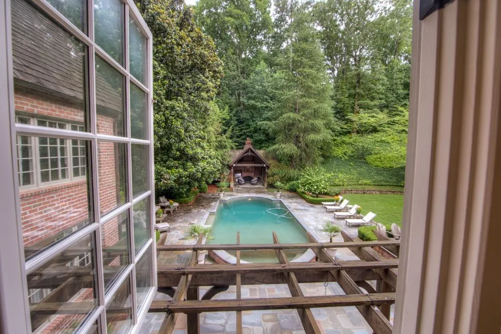 5875 Winterthur Drive Nw, Sandy Springs, Georgia 30328, 5 Bedrooms Bedrooms, ,5 BathroomsBathrooms,Residential,Sold,5875 Winterthur Drive Nw,6940673