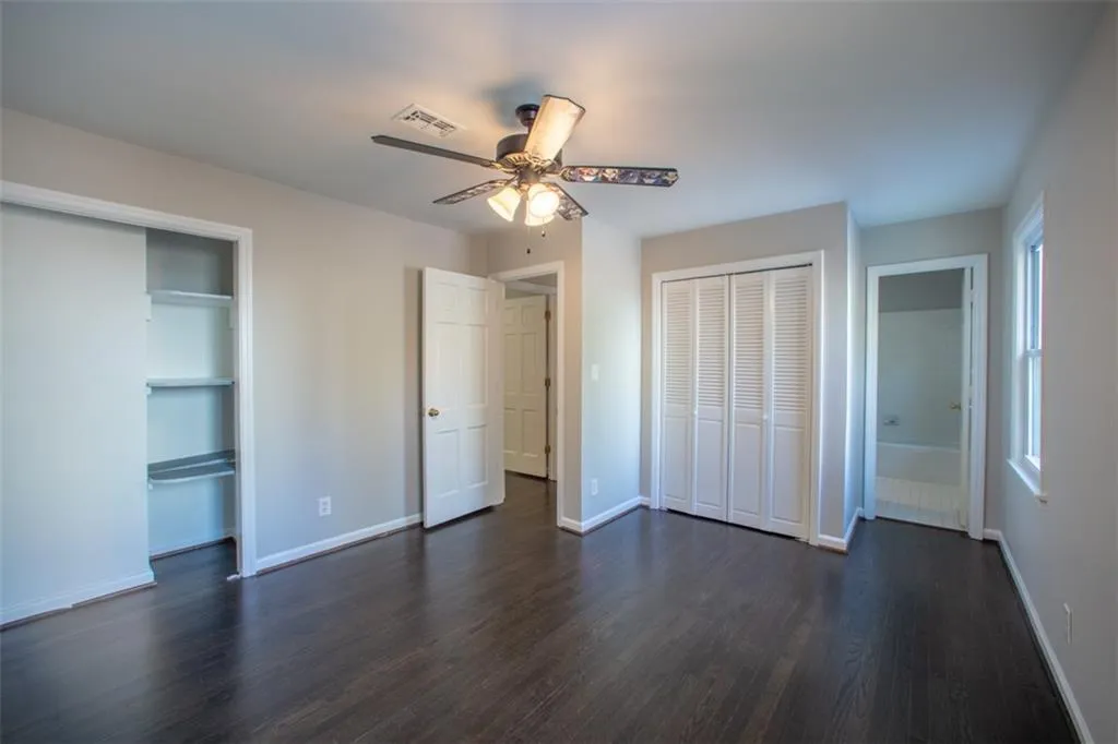 250 W Spalding Drive, Sandy Springs, Georgia 30328, 4 Bedrooms Bedrooms, ,3 BathroomsBathrooms,Residential,Sold,250 W Spalding Drive,6502242